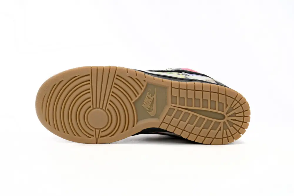 Supreme Dunk “Rammellzee” × Nike Dunk Low “Rammellzee” FD8778-001