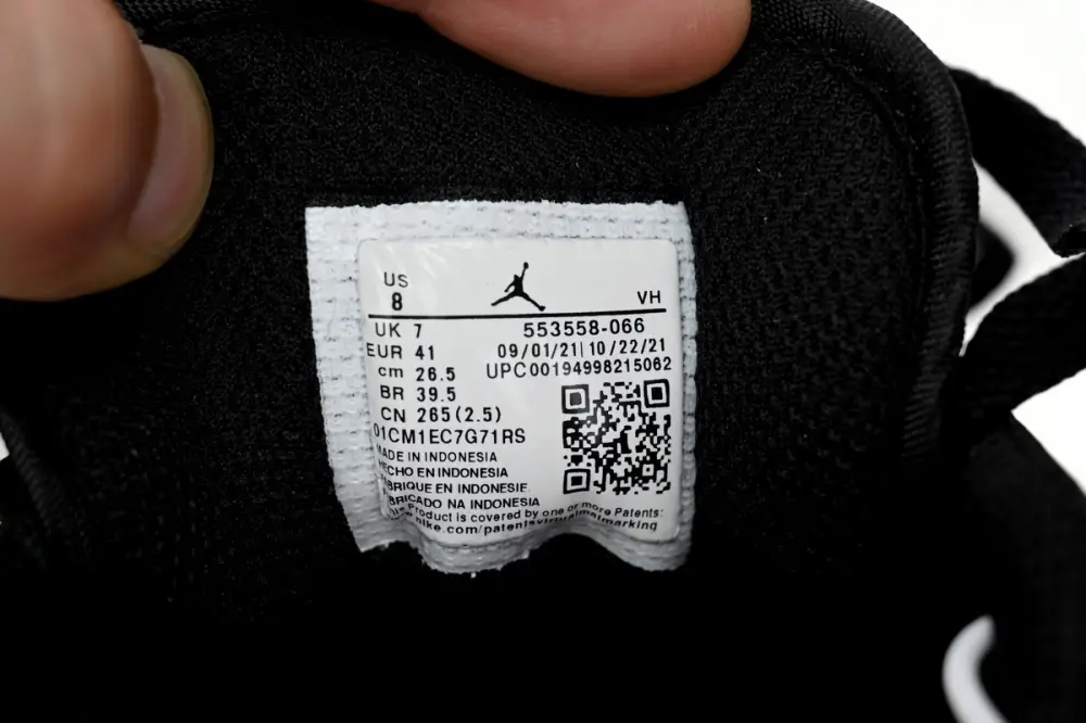Air Jordan 1 Low Retro Black Red 553558-066 