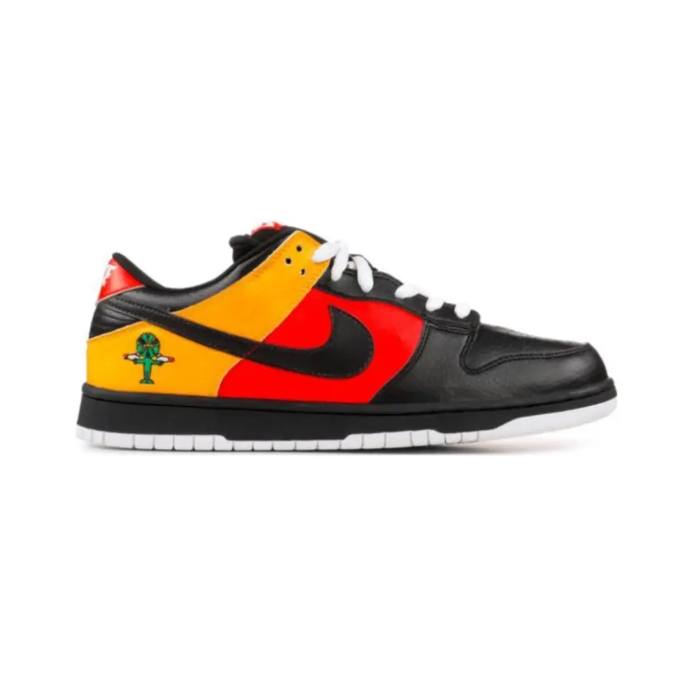 Dunk 304292-803 Low Pro SB 'Raygun' 304292-803