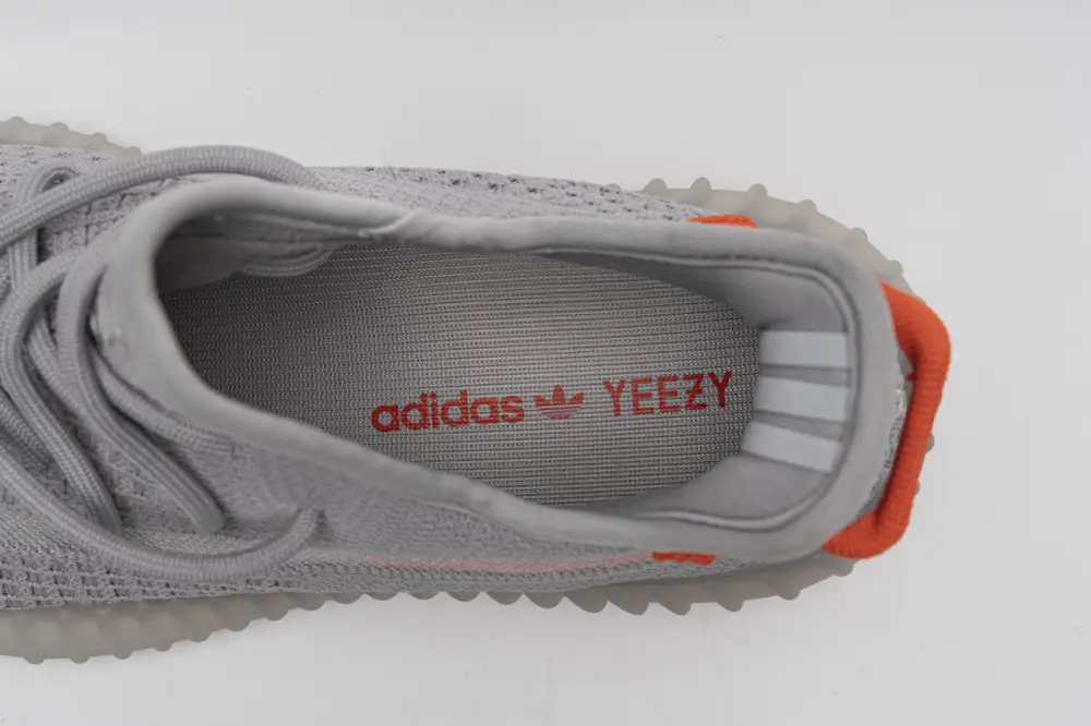 adidas Yeezy Boost yeezy 350 350 V2 Tail Light Reps FX9017