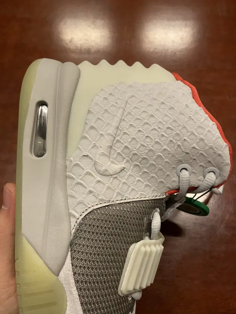 Nike Air Yeezy 2 NRG Pure Platinum 508214-010 