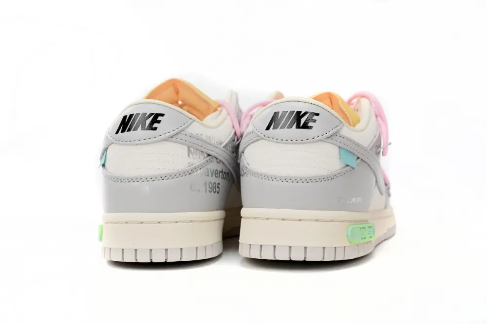 OFF Off-White Lot 9 WHITE x Nike Dunk SB Low The 50 NO.09 DM1602-109