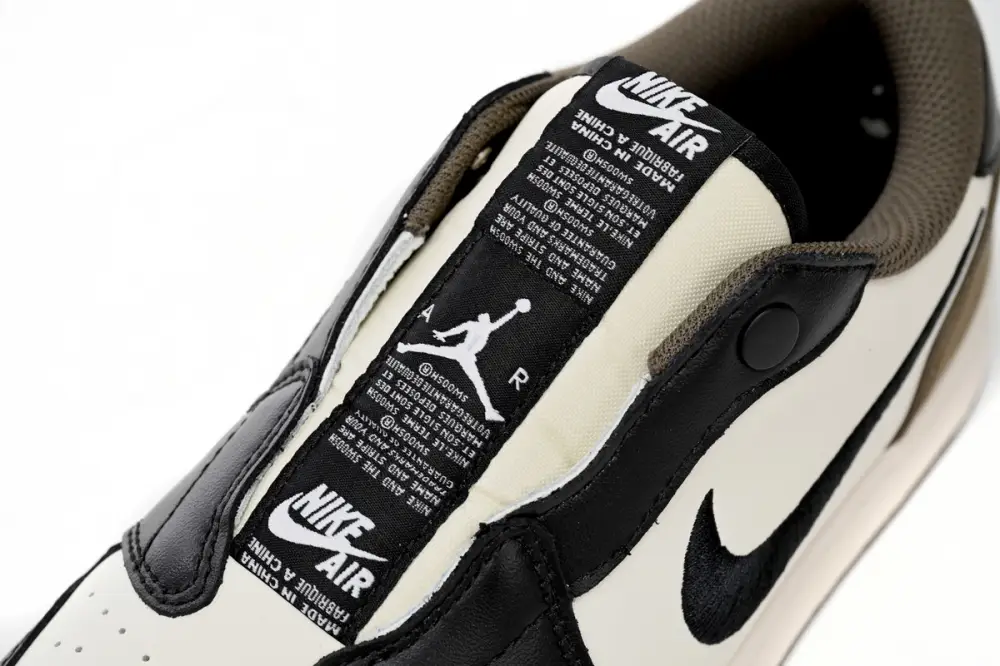 Air Jordan 1 Low Reps Jordan 1 Low Small Barb AV3918-109