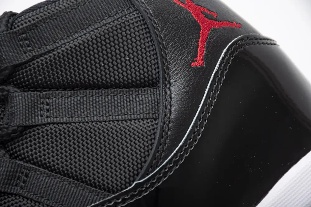 Air 378037-061 Jordan 11 High Retro “Bred 2019” 378037-061