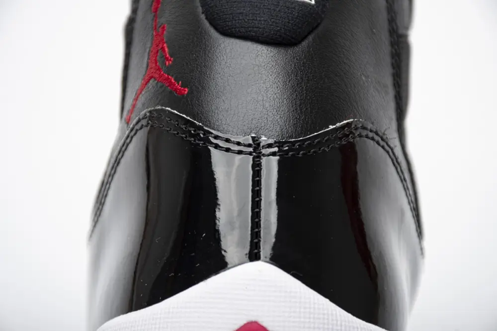 Air 378037-061 Jordan 11 High Retro “Bred 2019” 378037-061