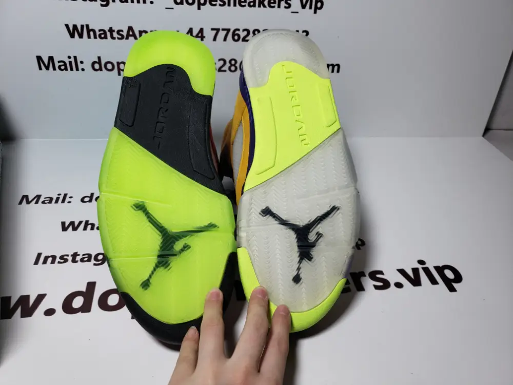 Air Jordan 5 CZ5725-700 Retro What The CZ5725-700