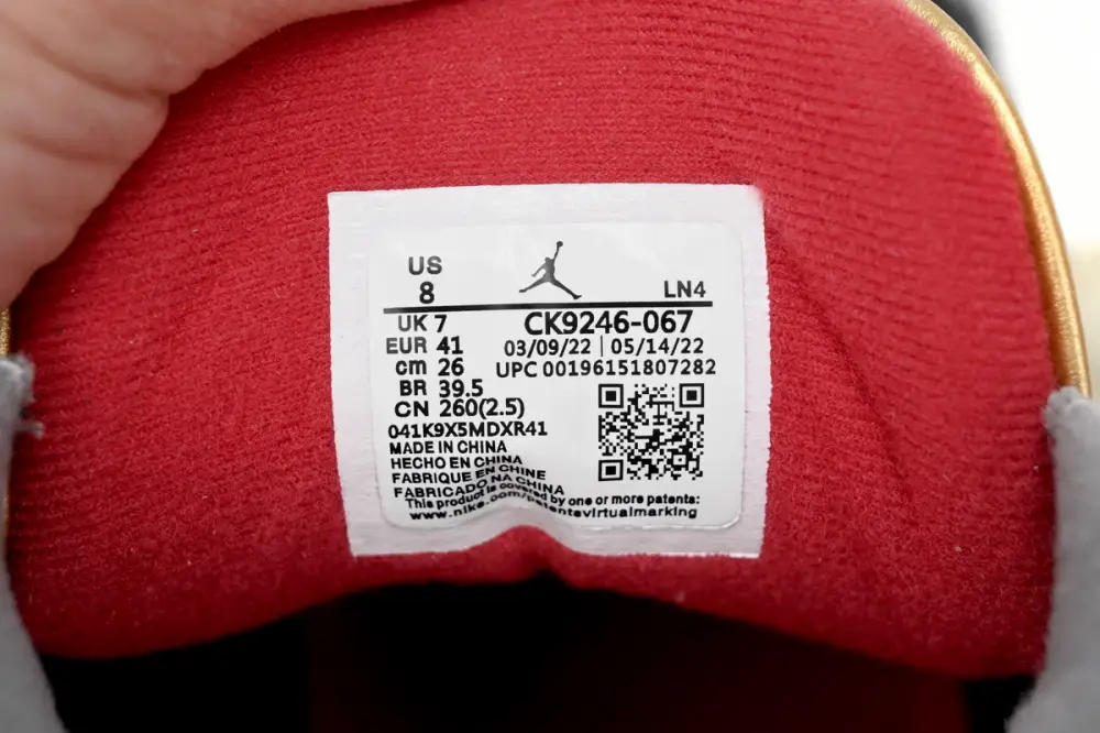 Air Jordan 3 WMNS “Black Gold” jordan 3 Black Gold CK9246-067