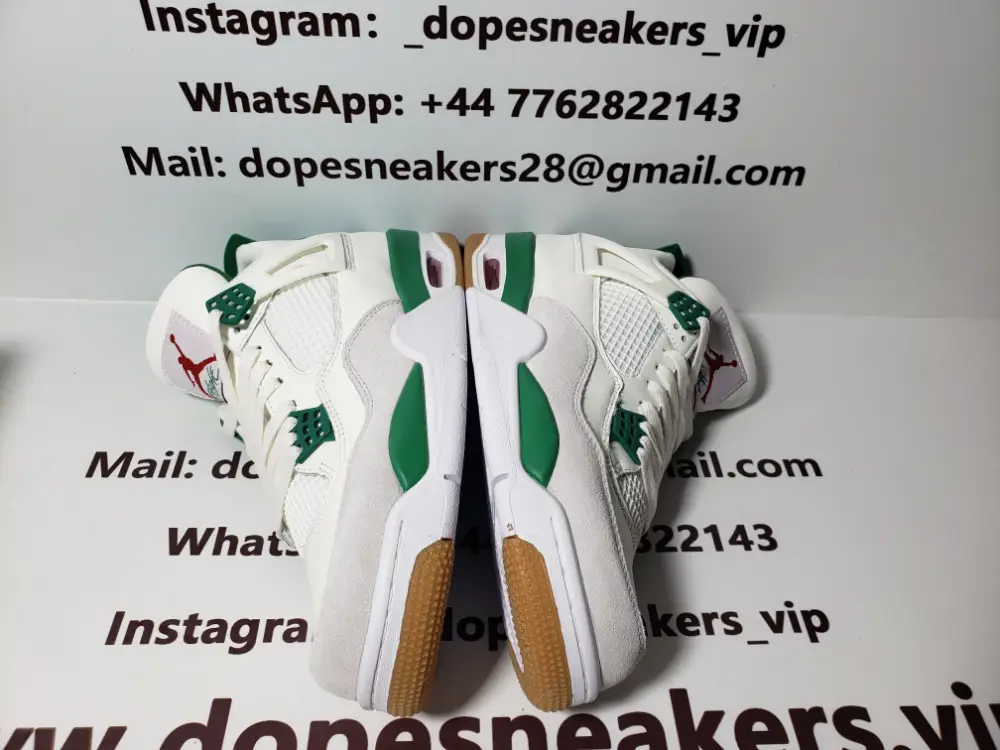 Nike SB x Cheap Air Jordan 4 "Pine Green" DR5415-103 
