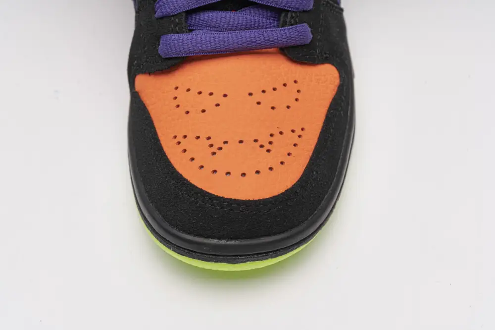 Nike SB Dunk Low “Night Of Dunk Night Of Mischief reps Mischief” BQ6817-006