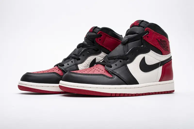 Air Jordan 1 Retro High Bred Toe 555088-610 