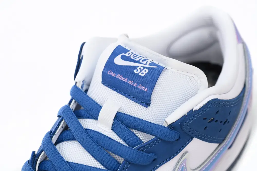 Born Born dunk sb reps x Raised x Nike SB Dunk Low Blue White FN7819-400