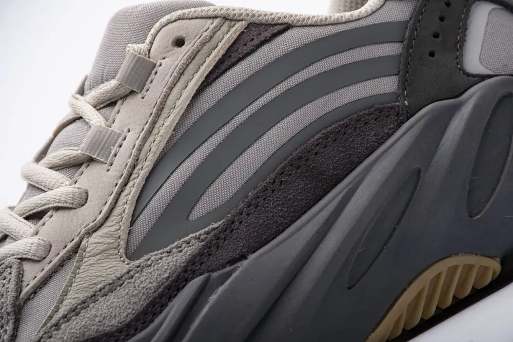Yeezy Boost 700 V2 “Tephra” FU7914 