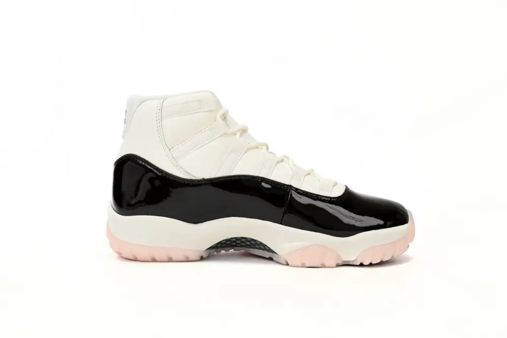 Air Jordan 11 Neapolitan Reps Jordan 11 WMNS Neapolitan AR0715-101