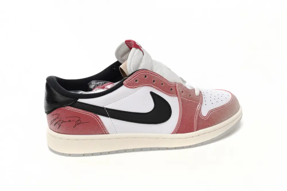 Trophy Room x Air Jordan 1 Low OG Signa Ture FN0432-017 