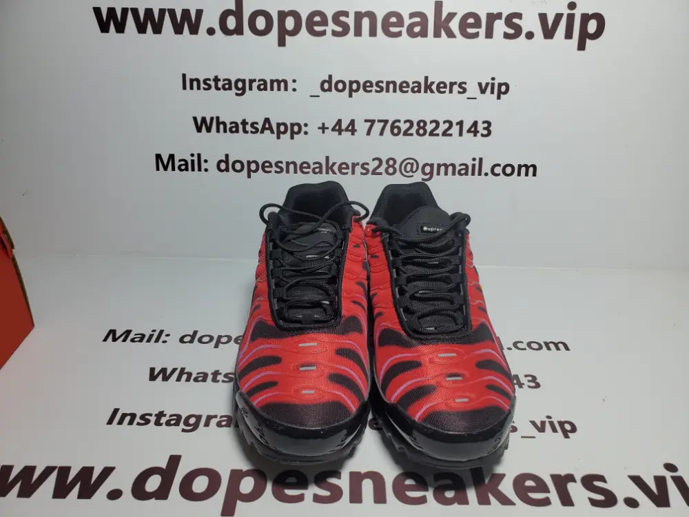Nike Air Max Plus reps Nike Air Max Plus Supreme Black (Nike Tn)