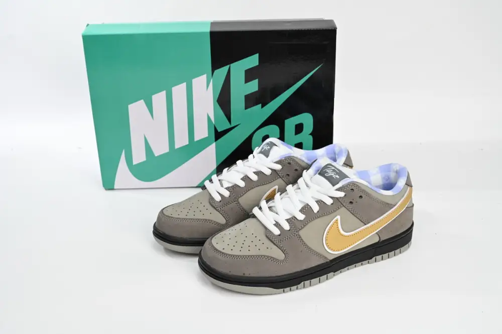 Nike dunk SB Dunk Low Grey Lobster BV1310-105
