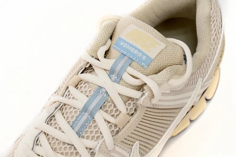 NikeAir Zoom Vomero CQ5486-200 5 Beige FB8825-111
