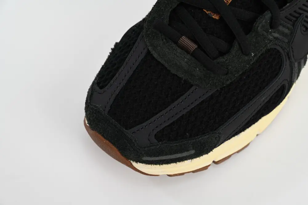 Nike Air Zoom Vomero 5 Pure Black FD0533-010 