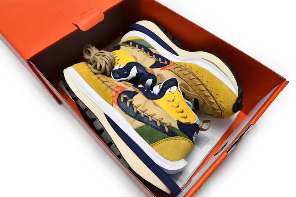 Sacai Cheap Nike LDWaffle x NikeVaporWaffle Curcuma Longa Suture DH9186-200