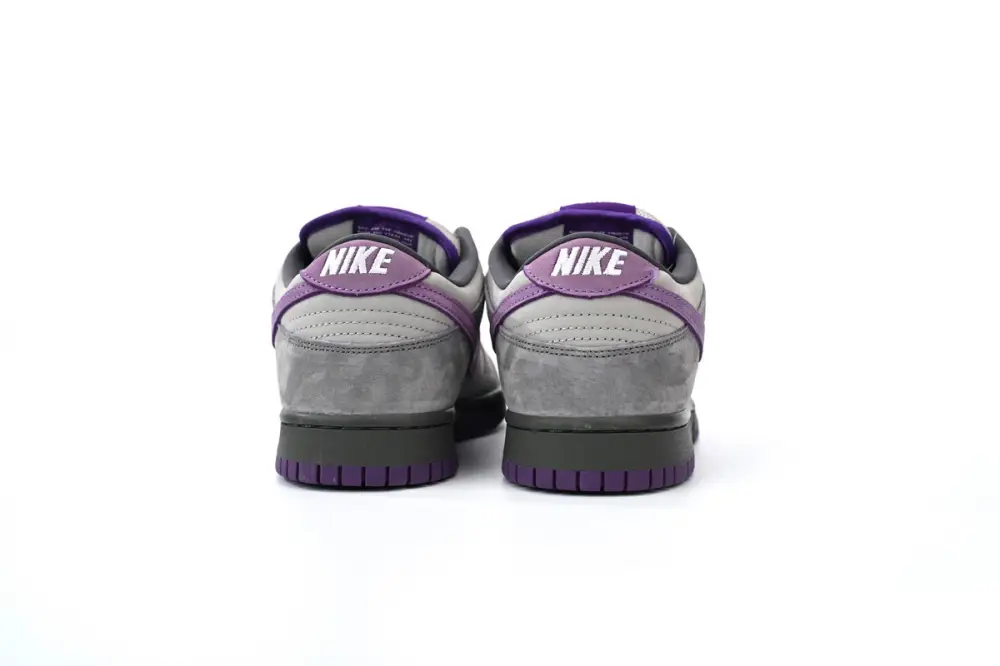 Nike SB Dunk Low Purple Pigeon 304292-051 