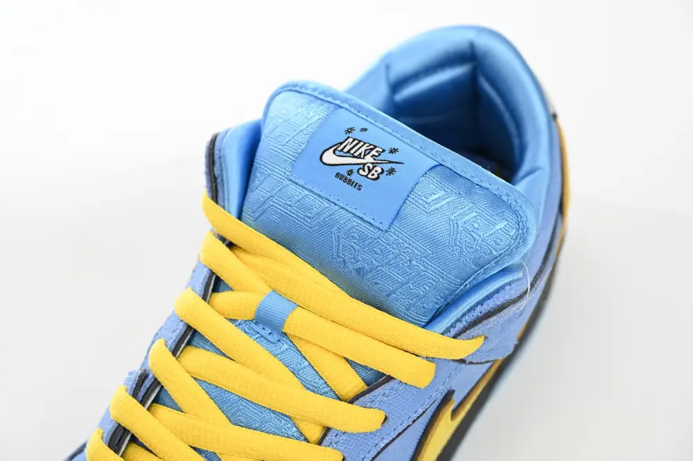 The Powerpuff dunk reps Powerpuff Girls x Nike SB Dunk Low “Bubbles” FZ8320-400
