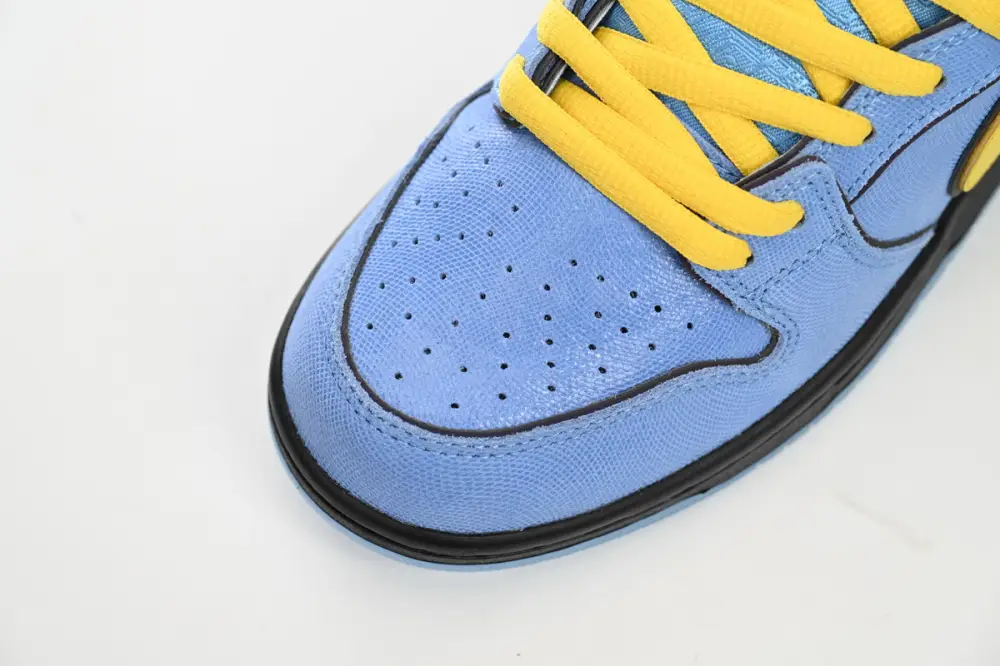 The Powerpuff dunk reps Powerpuff Girls x Nike SB Dunk Low “Bubbles” FZ8320-400