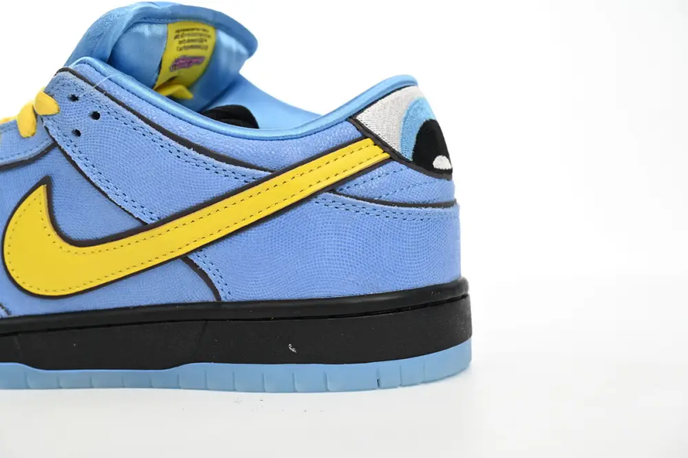 The Powerpuff dunk reps Powerpuff Girls x Nike SB Dunk Low “Bubbles” FZ8320-400