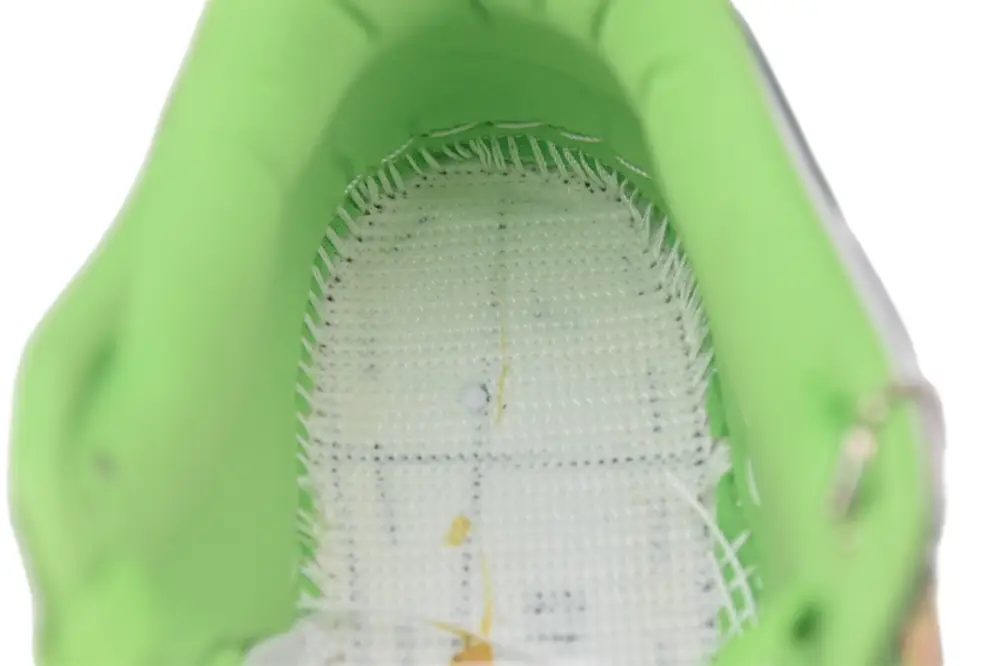 Supreme Dunk Reps x Nike SB Dunk Low "Green Stars” DH3228-101