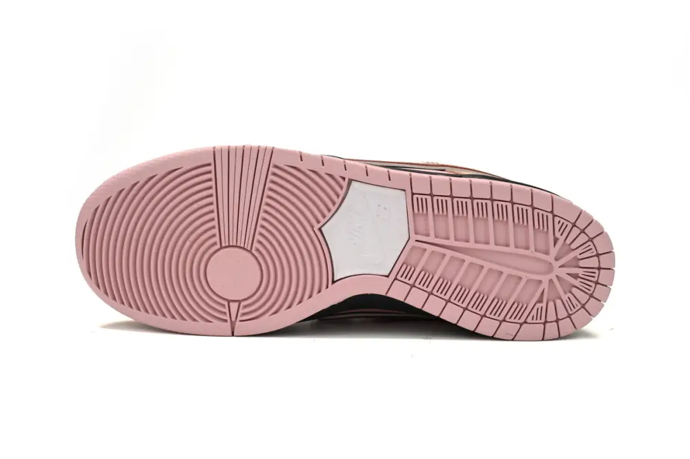 CONCEPTS Pink Lobster  dunk × Nike Dunk SB Pink Lobster BV1310-800