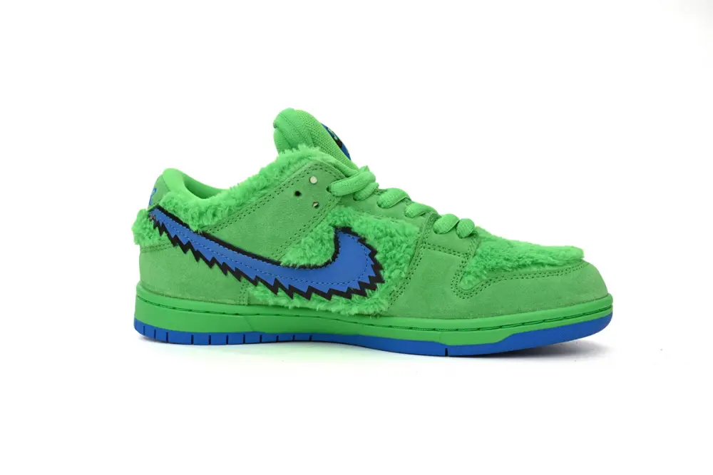 Grateful Dunk Green Bear Dead x Nike SB Dunk Low “Green Bear” CJ5378-300