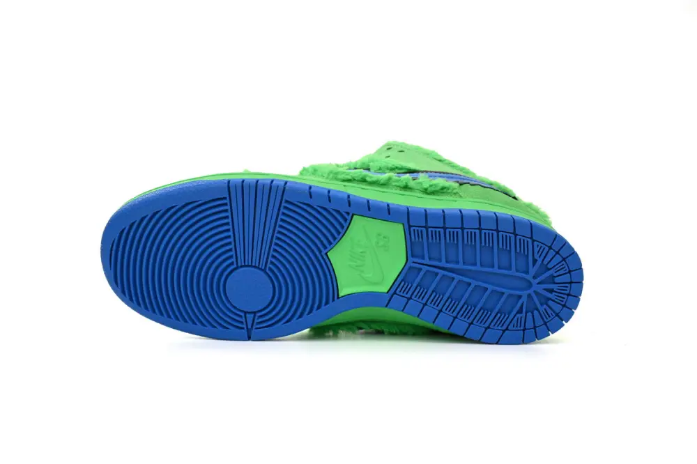Grateful Dunk Green Bear Dead x Nike SB Dunk Low “Green Bear” CJ5378-300