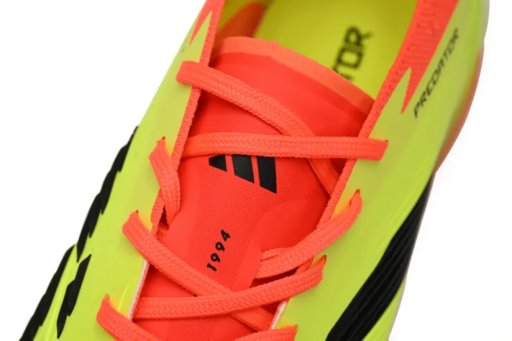 Adidas Predator Mutator 20.1 Low Black Yellow IG1803 