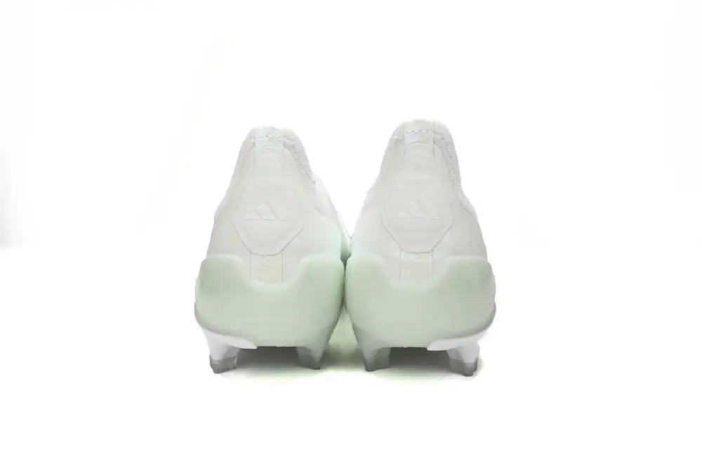 Adidas Predator Mutator 20.1 Low All White IG18029 (Laceless) 