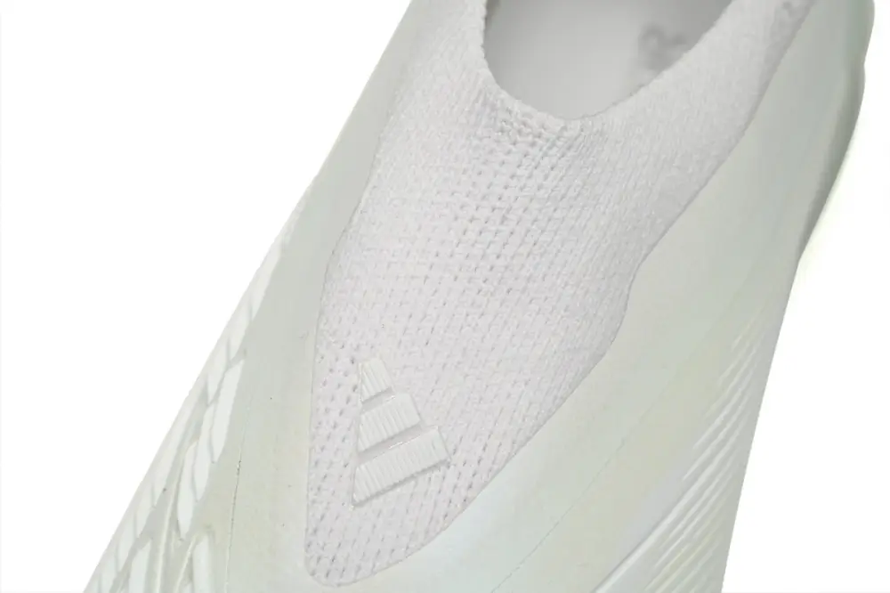 Adidas Predator Mutator 20.1 Low All White IG18029 (Laceless) 