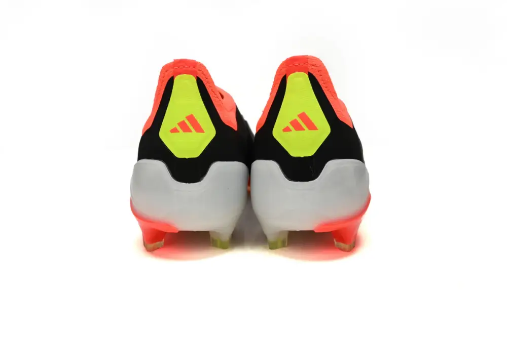 Adidas Predator Mutator 20.1 Low Black And White IG7782 (Laceless) 