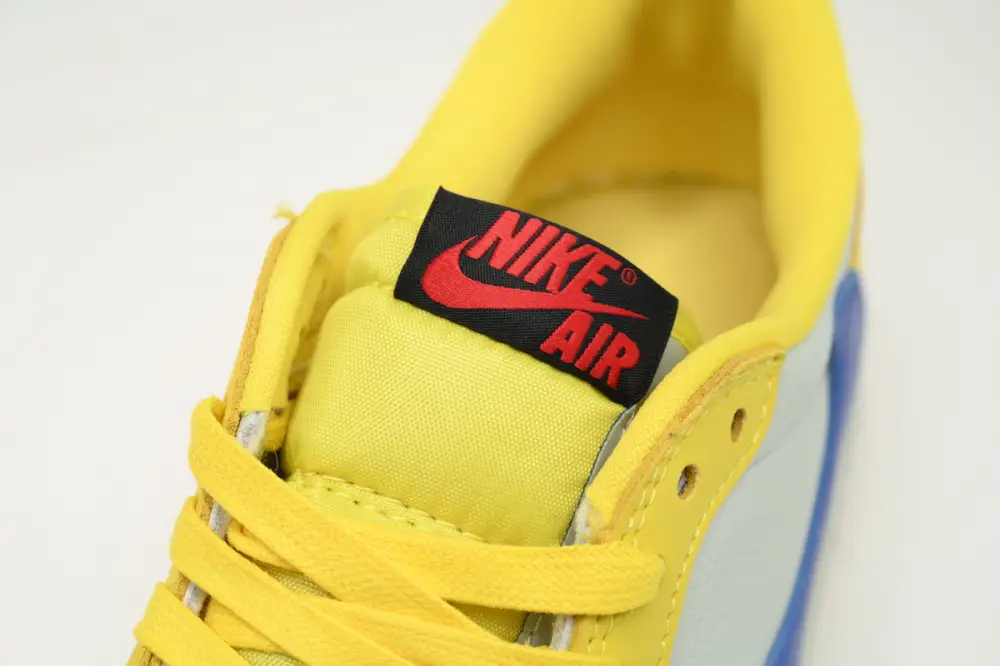 Travis Scott x Air Jordan Travis Scott Canary Reps 1 Low OG 'Canary' DZ4137-700