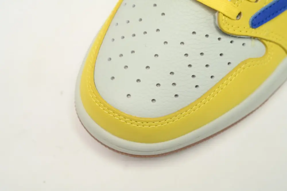 Travis Scott x Air Jordan Travis Scott Canary Reps 1 Low OG 'Canary' DZ4137-700