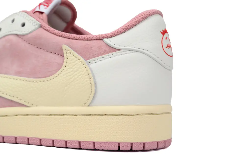 Travis Scott x Air Jordan 1 Low OG Shy Pink DM7866-600 