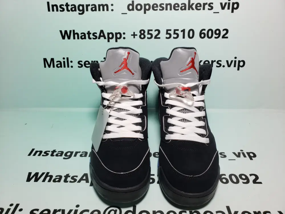 Air Jordan 5“Black Metallic Reimagined" HF3975-001 