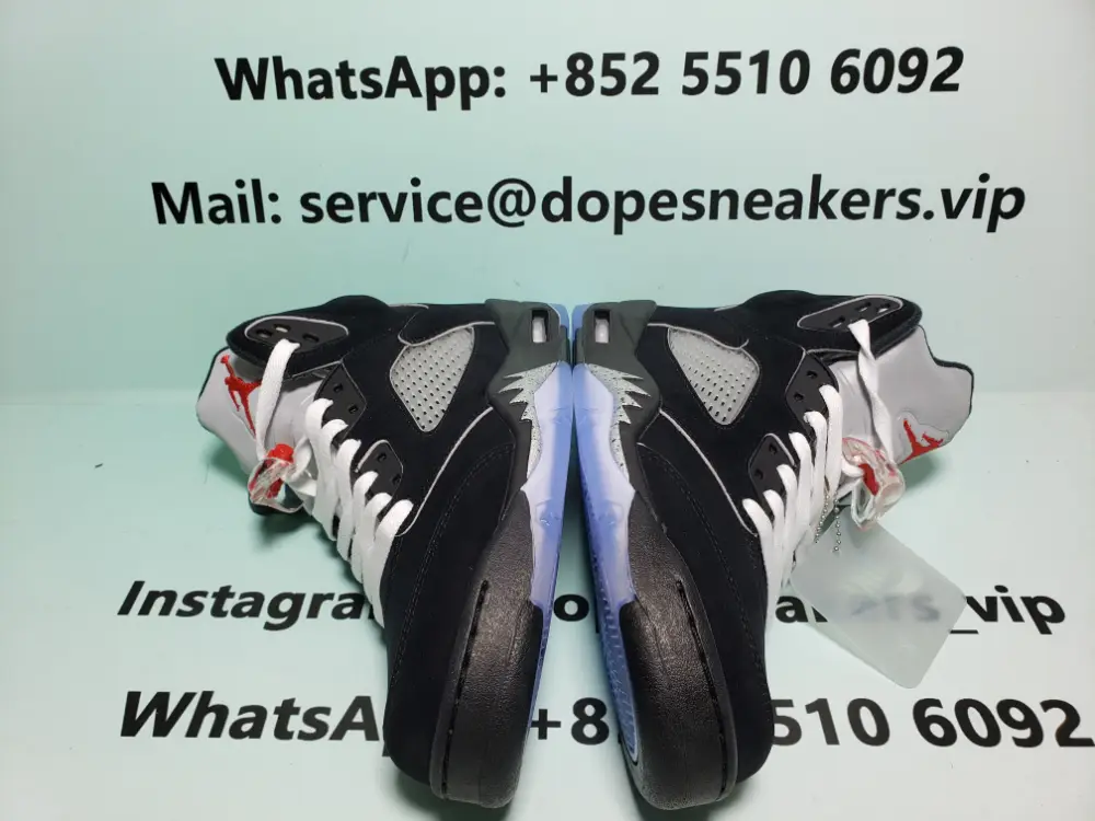 Air Jordan 5“Black Metallic Reimagined" HF3975-001 