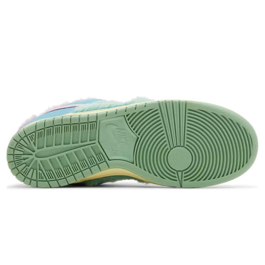 Verdy x Nike Dunk Low Chicago Split SB Low 'Visty'